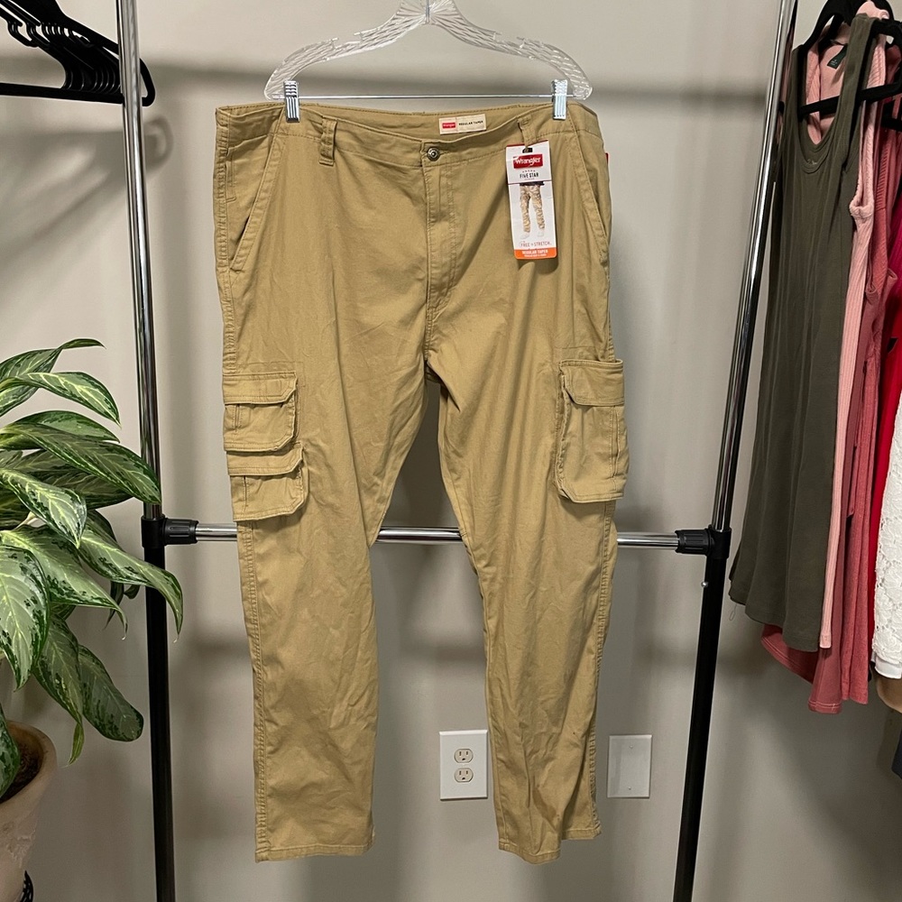 Wrangler Men’s Regular Taper Cargo Pants